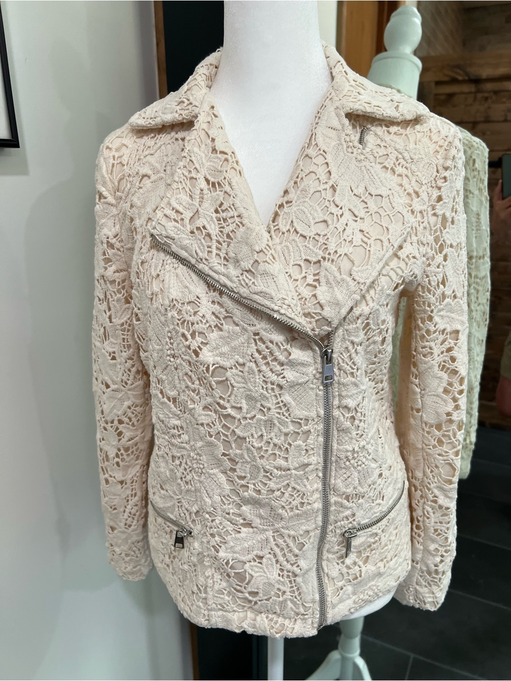 Rino & Pelle Women’s Cream Lace Zip-Front Jacket Uk 38 / US 6